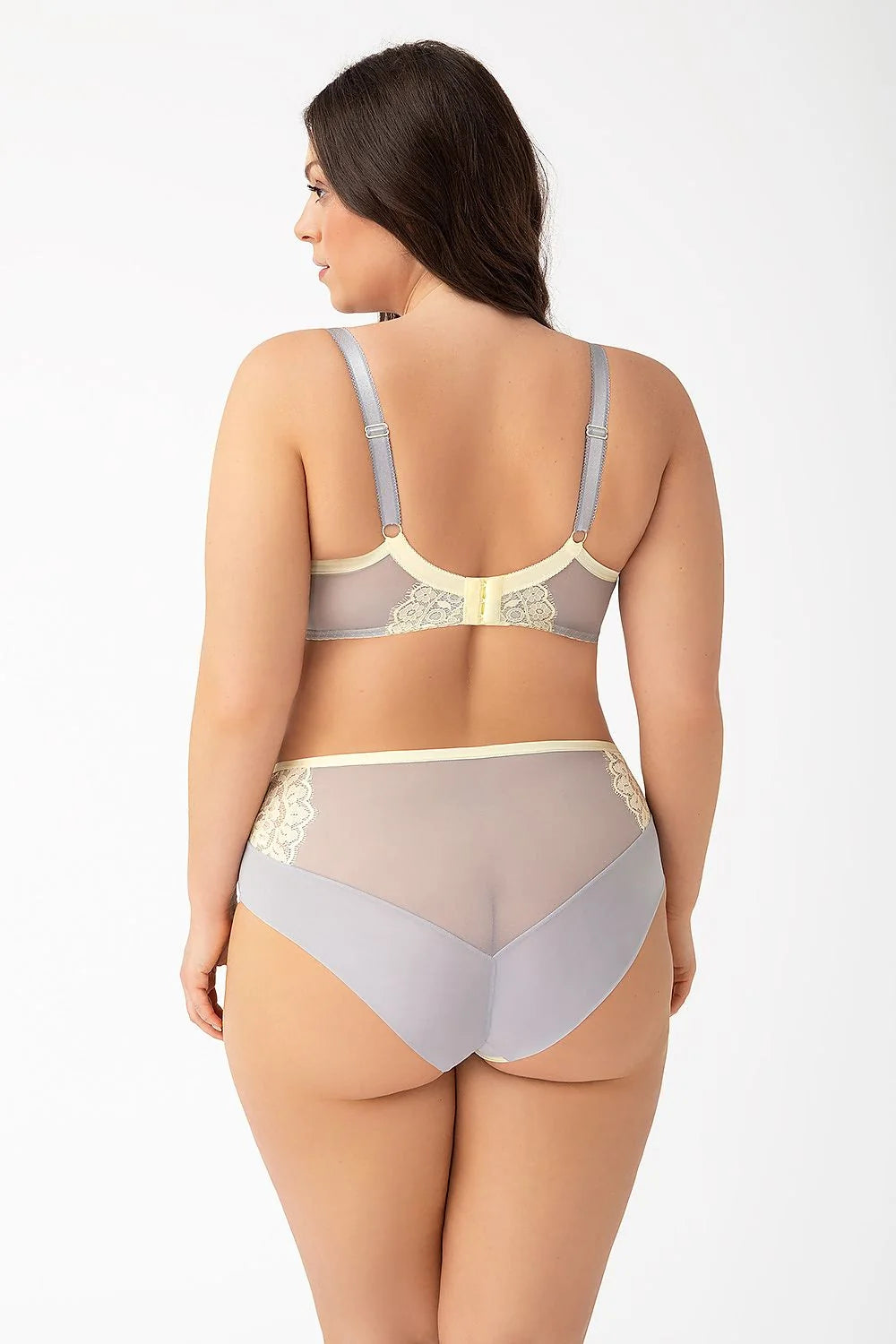 Soutien-gorge Gorsenia Lingerie doux en dentelle florale crème, bretelles ajustables, nœud décoratif, soutien renforcé pour poitrines généreuses, lingerie féminine
