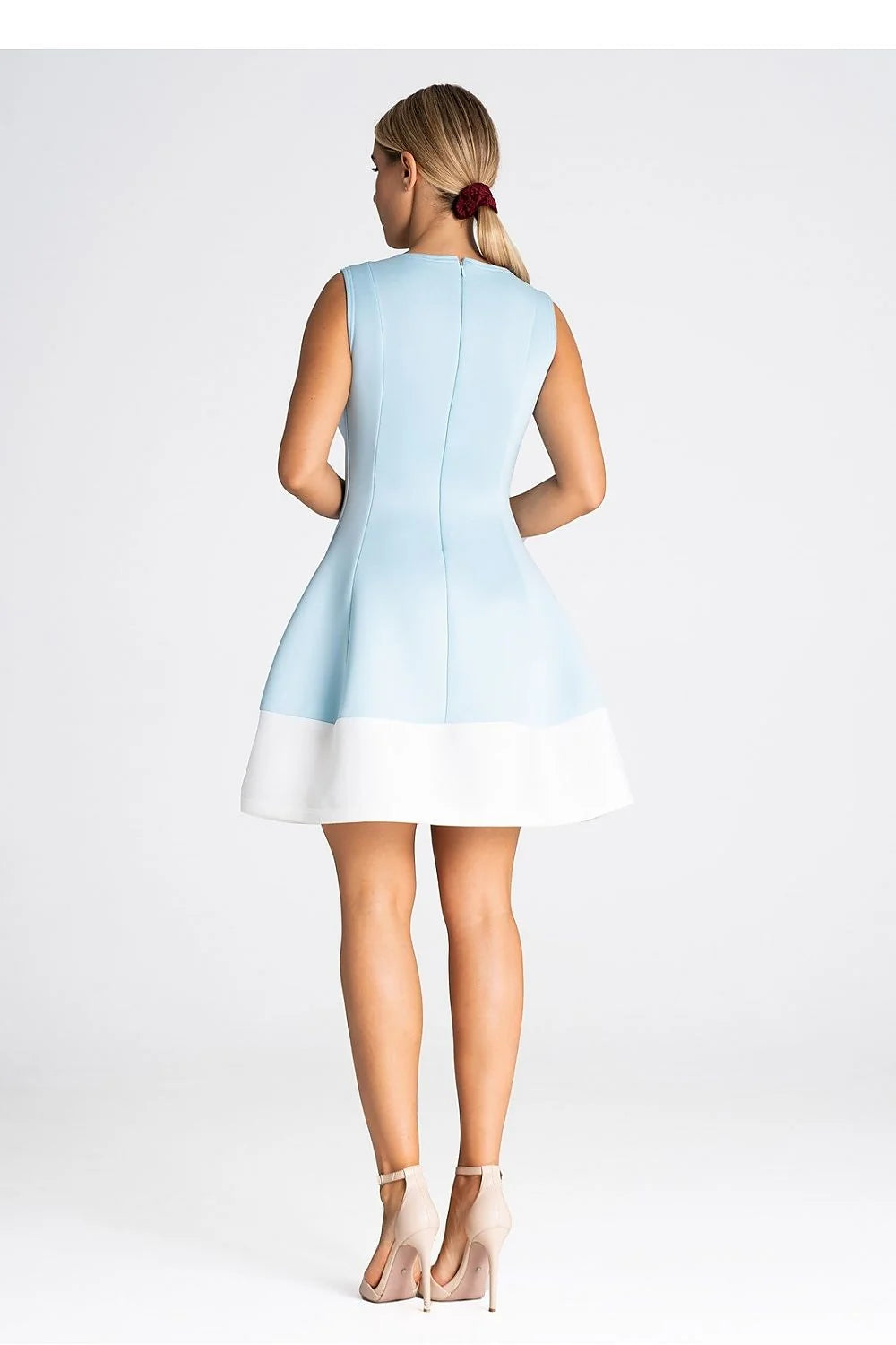 Robe de cocktail élégante sans manches encolure ronde couleur bleu pastel polyester A-line femme
