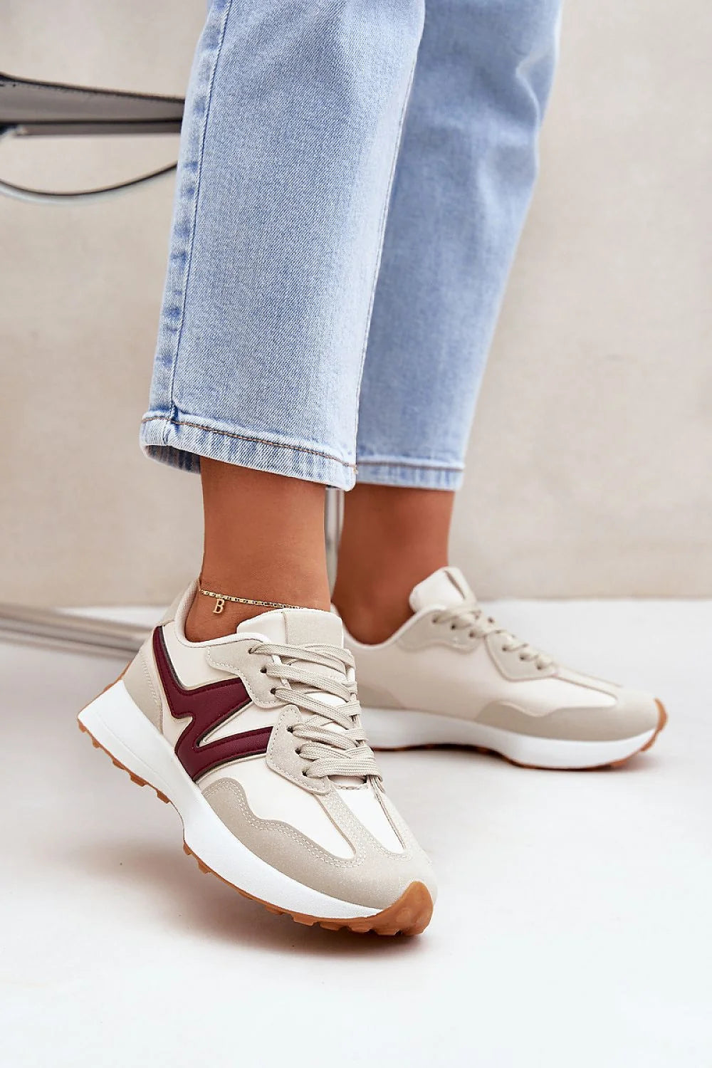 Chaussures de sport femmes style urbain design moderne cuir écologique semelle crampons confort tous les jours