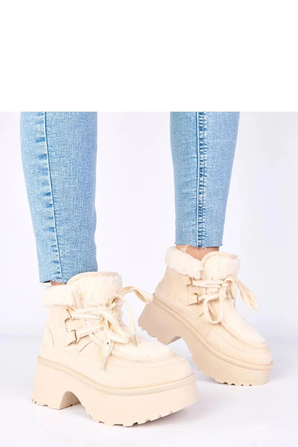 bottes neige femme lacées plateforme haute suédine beige crème doublure fourrure bout rond semelle crantée antidérapante