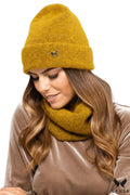 bonnet snood femme Kamea moutarde tricot brossé duveteux revers côtelé logo métallique oiseau ajusté extensible chaud mohair laine élégant confortable