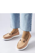 Moccasins élégants pour femmes couleur beige rosé cuir lisse style intemporel confortable ville week-end
