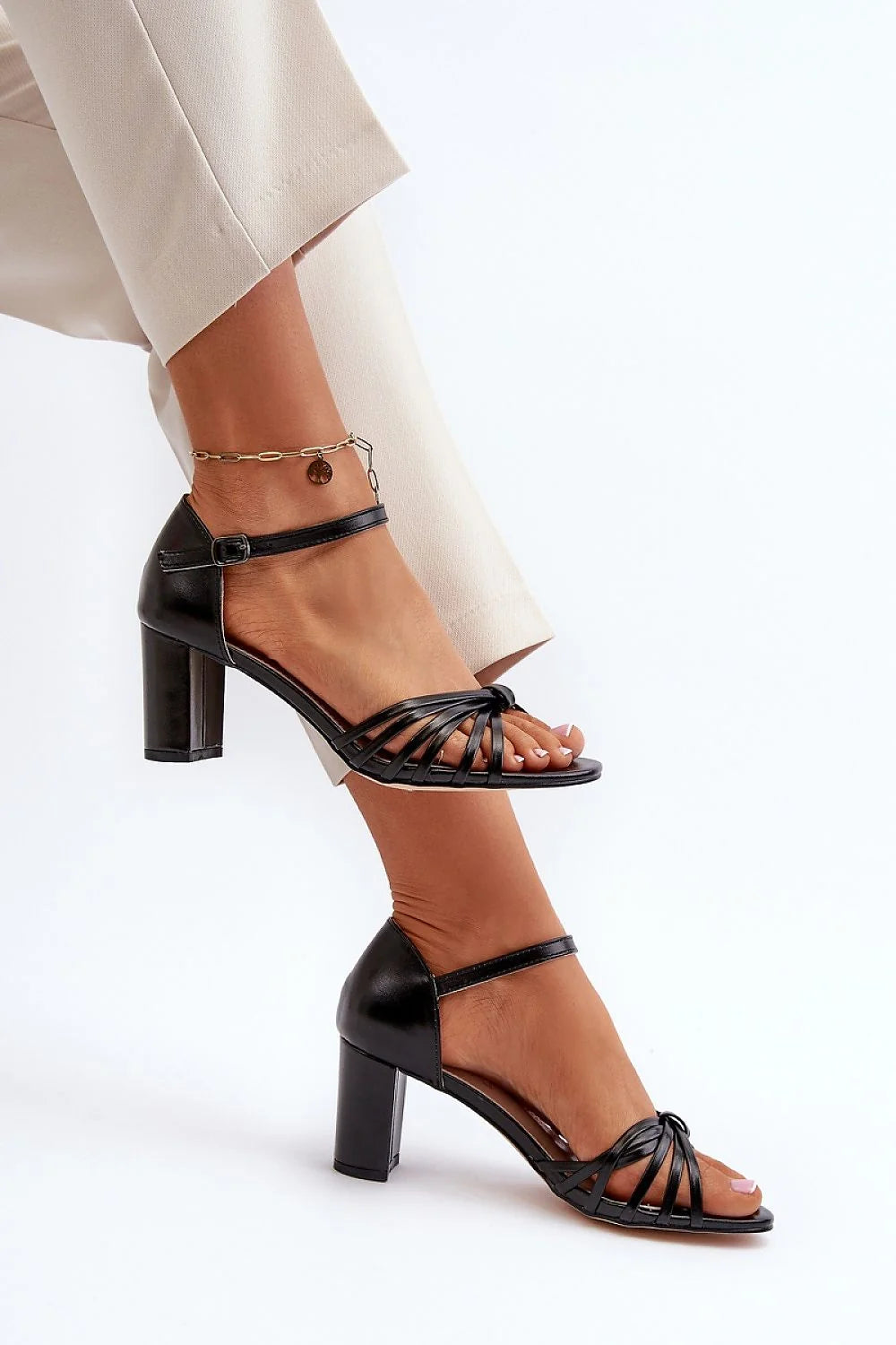 Sandales élégantes pour femmes minimalistes talon bloc cuir artificiel cuir naturel noir confortables sophistiquées occasions jour nuit