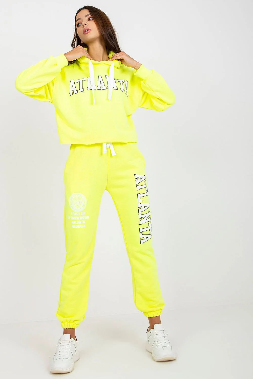 ensemble sportswear femme urbain athleisure molleton doux bleu ciel sweat capuche cordon blanc imprimé ATLANTA pantalon jogging fuselé