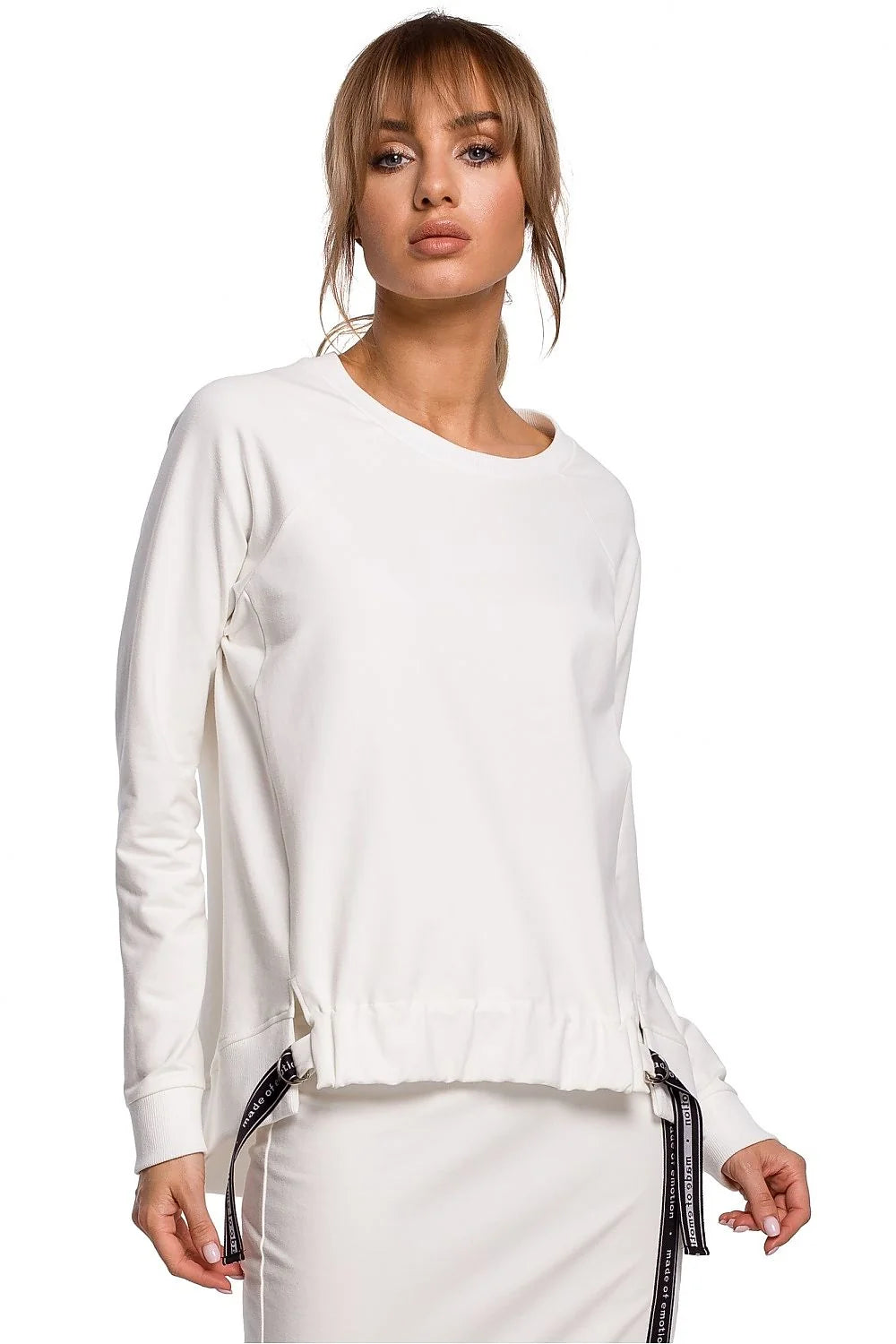 Sweatshirt femme noir coton élasthanne moderne coupe asymétrique élégant confort décontracté style urbain chic