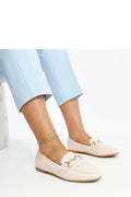 Mocassins pour femmes design moderne élégant couleur beige clair matériaux haute qualité confort durabilité