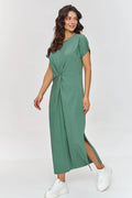 Robe de jour Makadamia verte douce longueur midi coupe droite manches courtes col rond noeud taille fente latérale femme