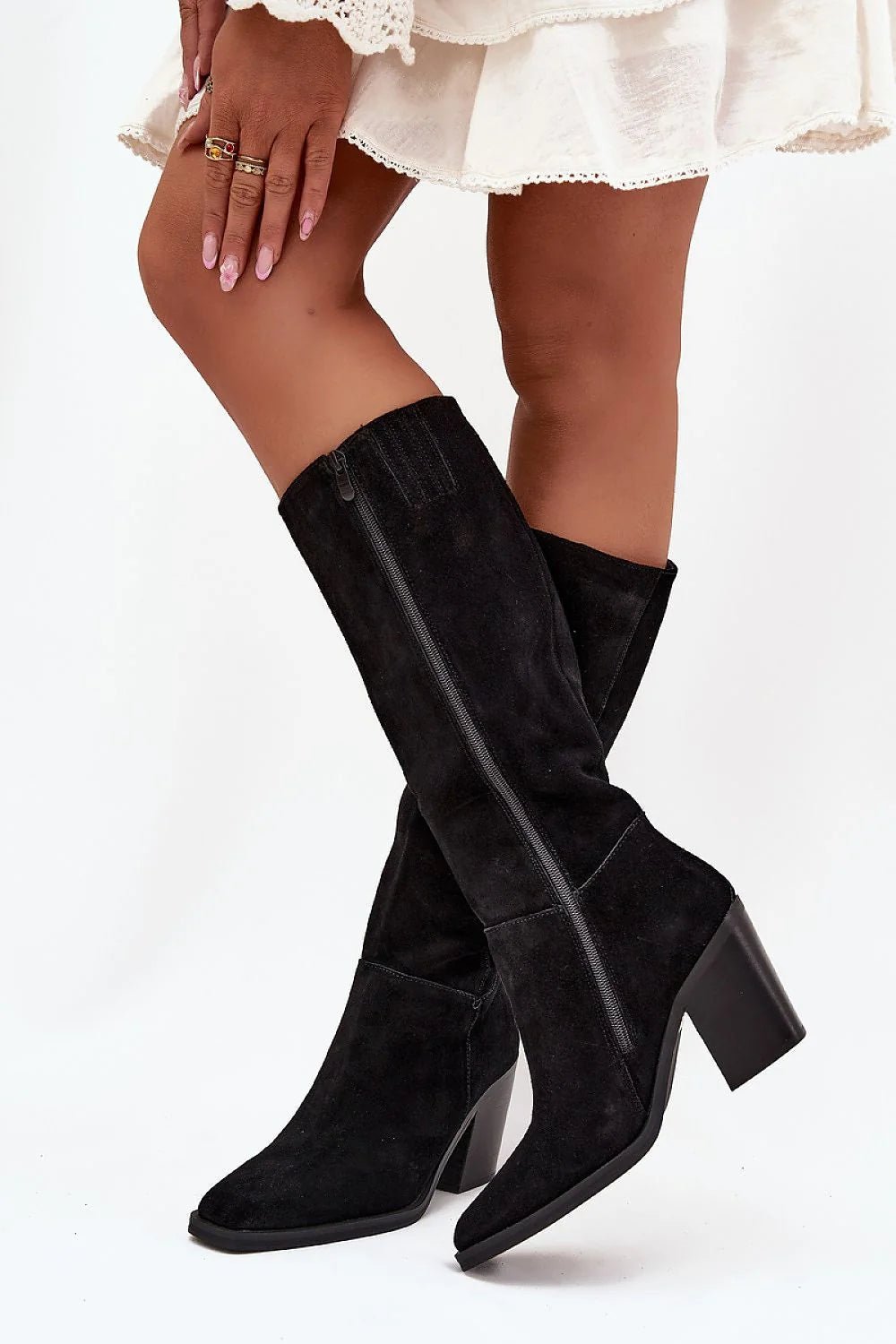 bottes femme cuir suédé noir talon pilier empilé maintien fermeture éclair bout arrondi confort tige mi mollet silhouette élancée