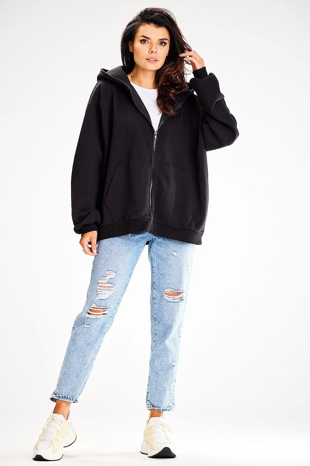 sweatshirt zippé capuche oversize noir molleton coton élasthanne poches kangourou manches bouffantes bordcôte doublure chaude coupe ample streetwear