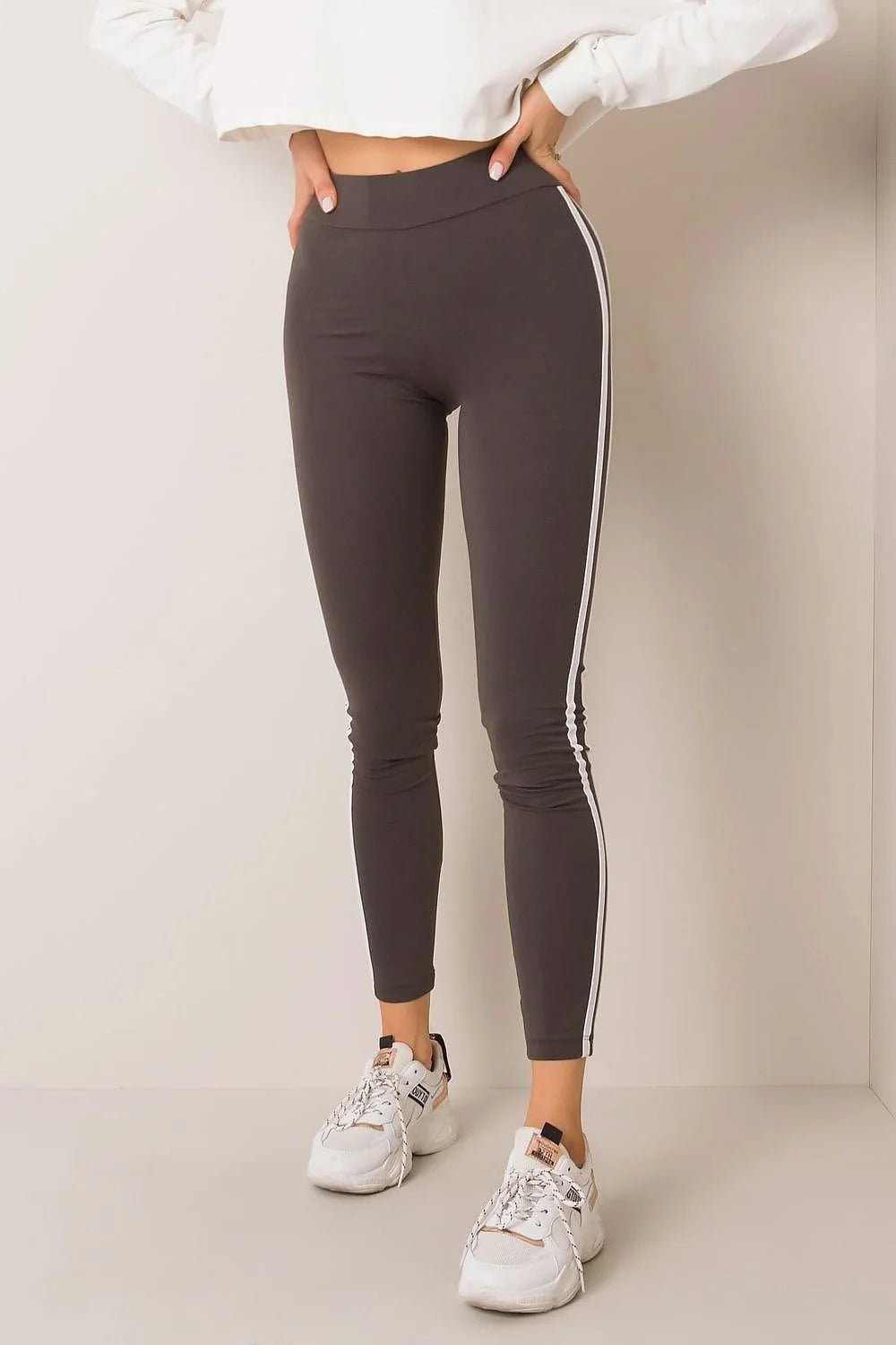 Leggings extensibles verts taille haute pour femmes actives en spandex confortables et modernes à porter