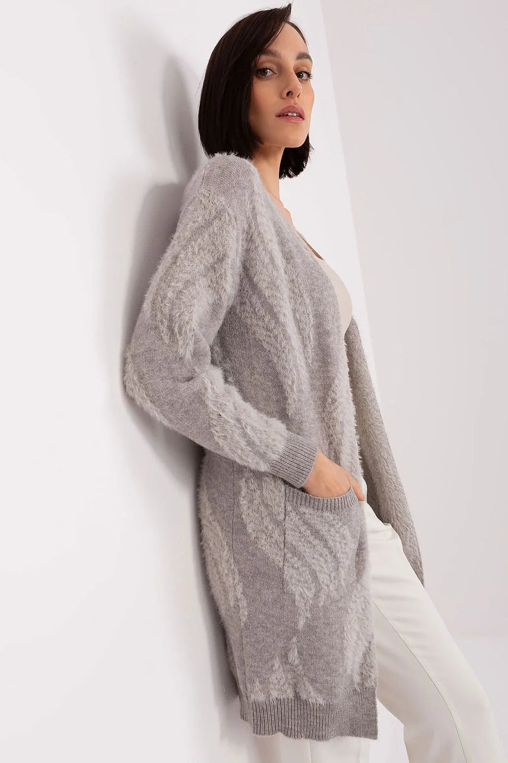 Cardigan AT pour femmes en maille duveteuse, coupe ample, manches longues, poches plaquées, style décontracté, automne-hiver