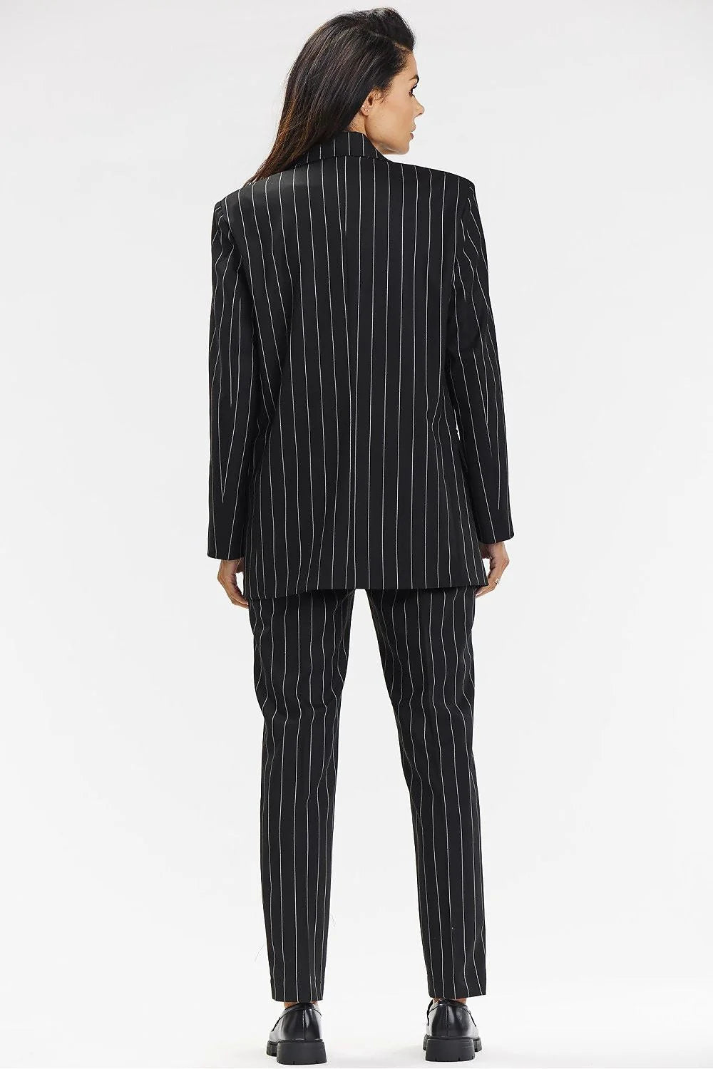 Blazer et pantalon femme Awama tailleur classique rayures fines coupe ample élégance intemporelle polyester polyvalent professionnel formel