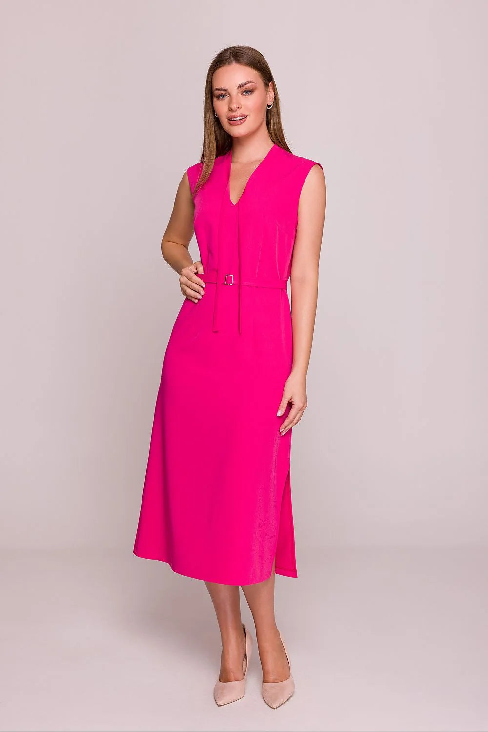 Robe midi Stylove design épuré élégance moderne couleur fuschia matière douce taille marquée occasions formelles femme