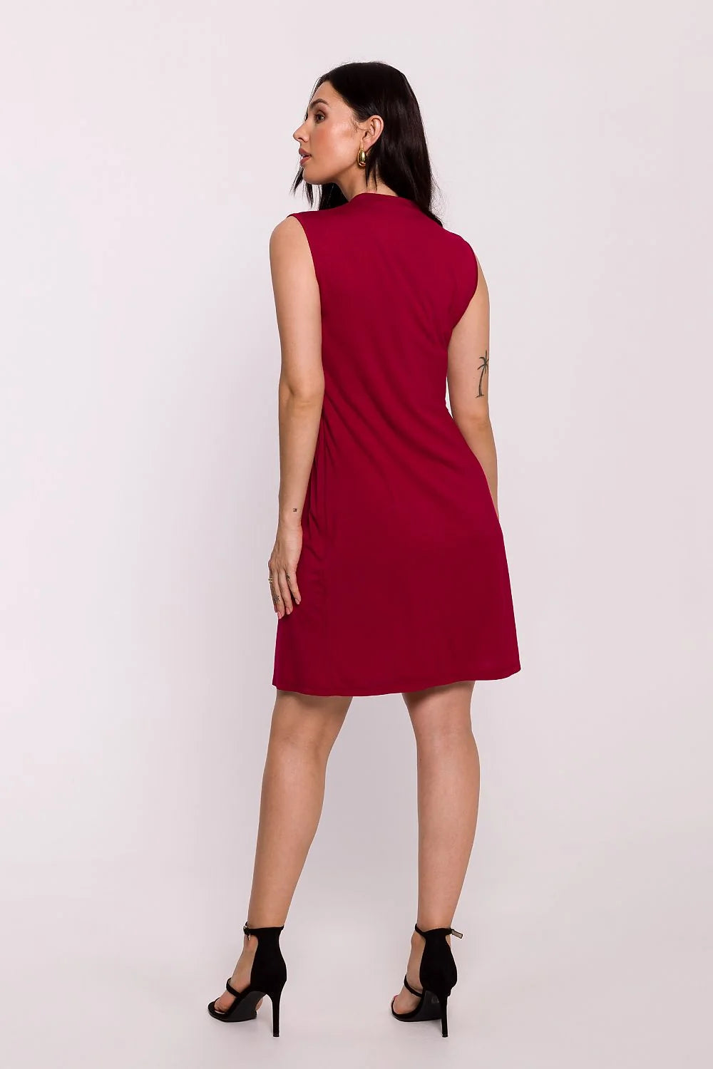 Robe de jour Be Wear sans manches coupe droite en maille viscose couleur rouge bordeaux femme élégance mode