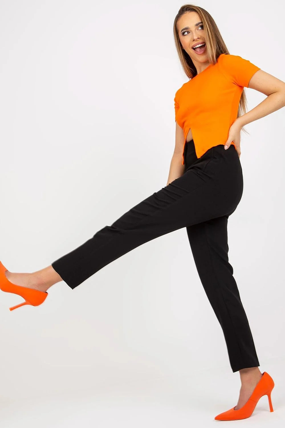 pantalon femme xsapienza taille haute droit élégant finitions soignées polyester viscose extensible confortable durable fermeture invisible poches simili cuir