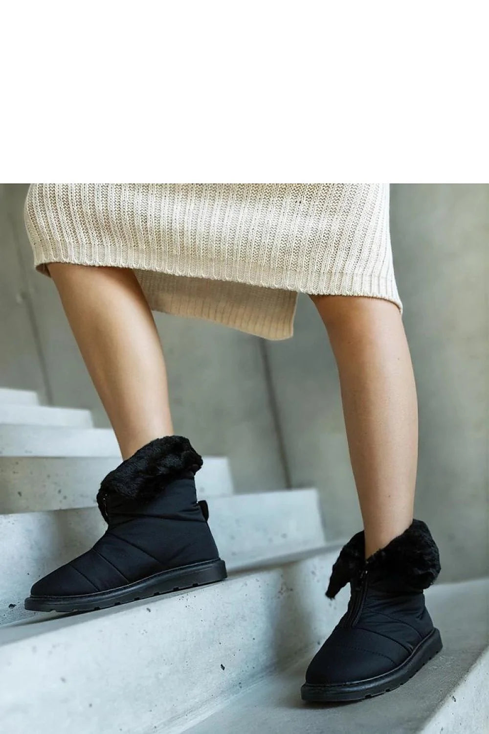 Bottes de neige Solea modernes style casual-chic montantes fourrure synthétique noir waterproof femme hiver automne