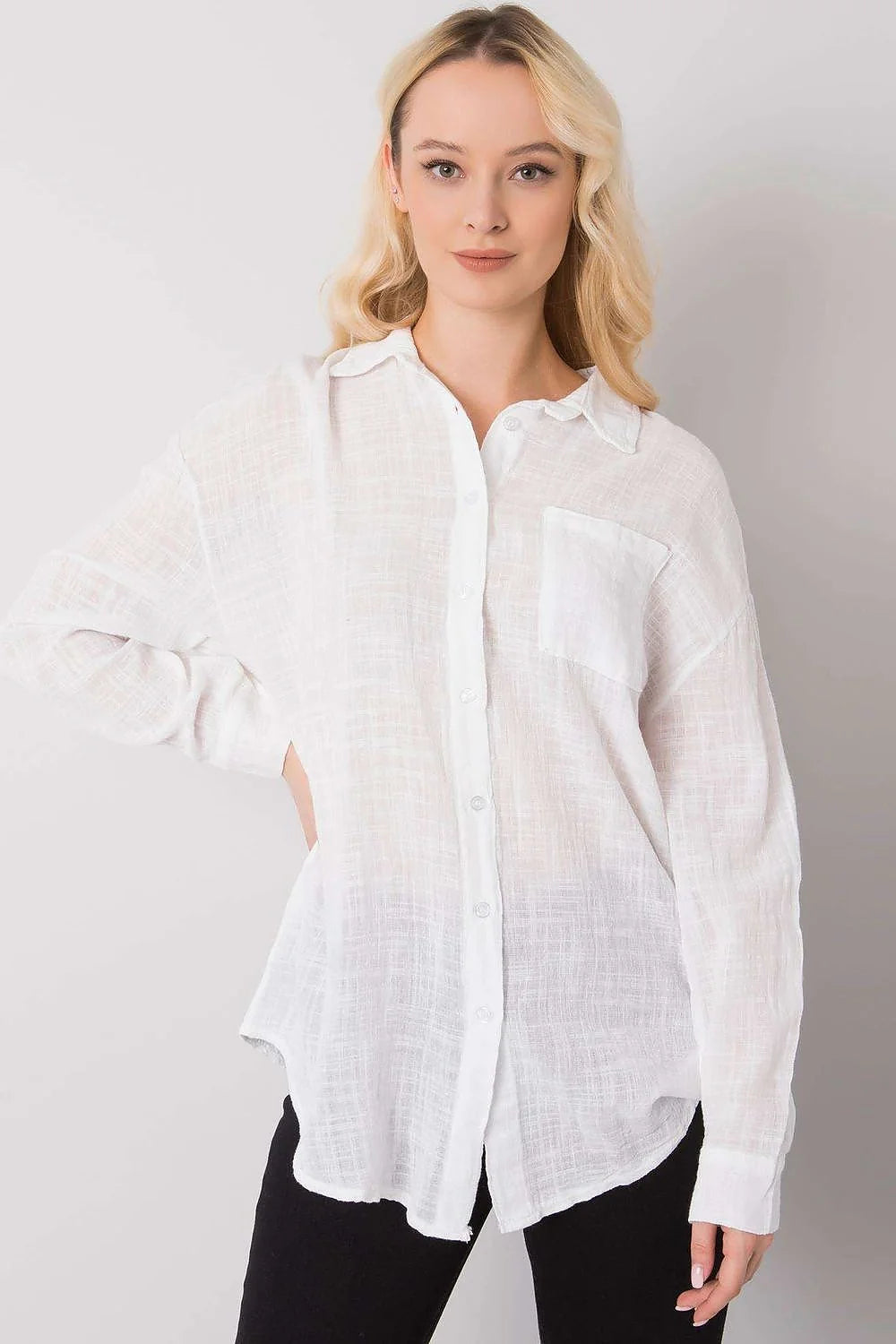 Chemise manche longue Och Bella ample en coton 100% blanche poche cousue style intemporel femme
