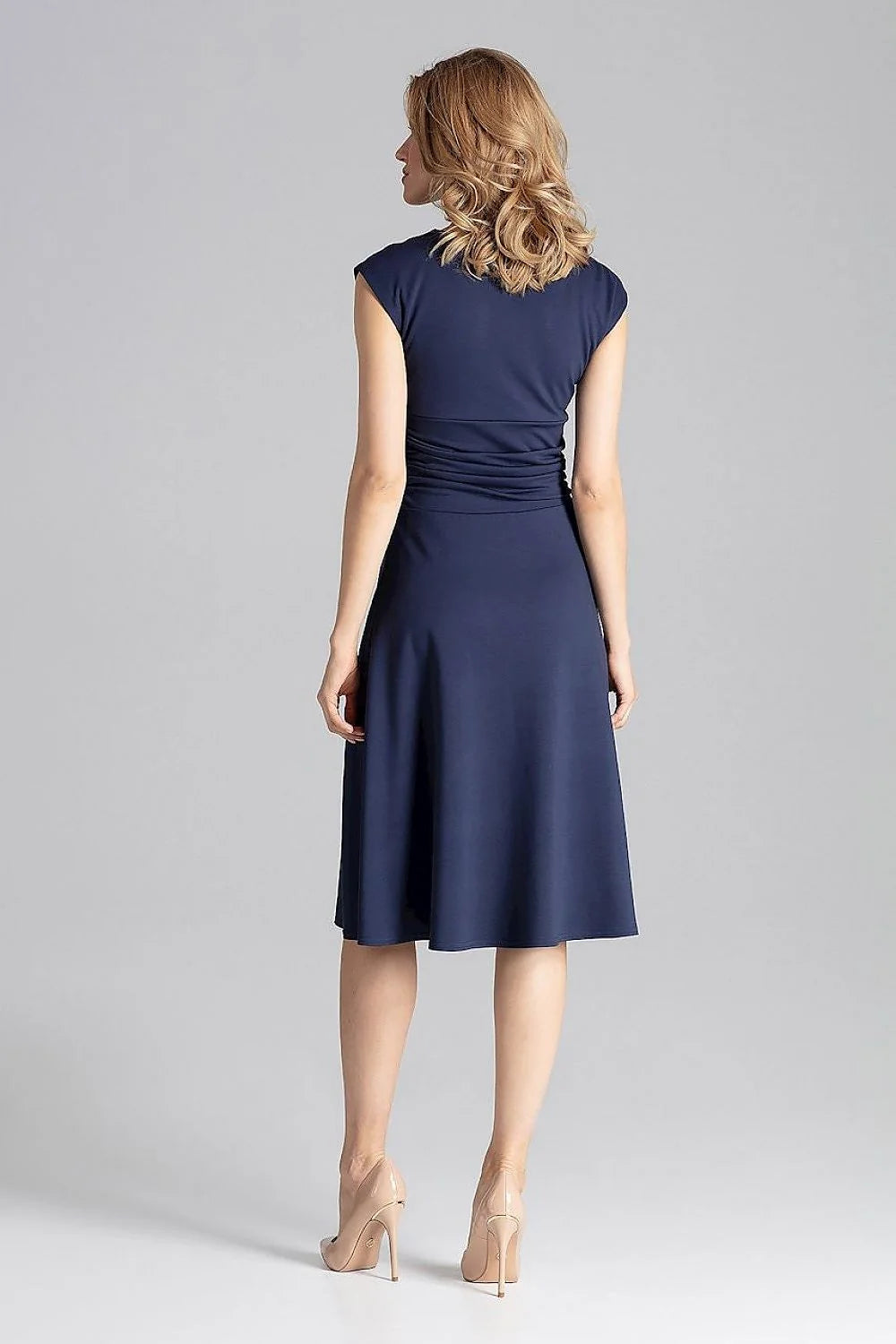 Robe élégante en polyester rose coupe évasée manches courtes pour occasions formelles et bureau