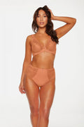 Ensemble de lingerie féminine élégant en dentelle motifs floraux couleur teracotta soutien-gorge armature culotte taille haute