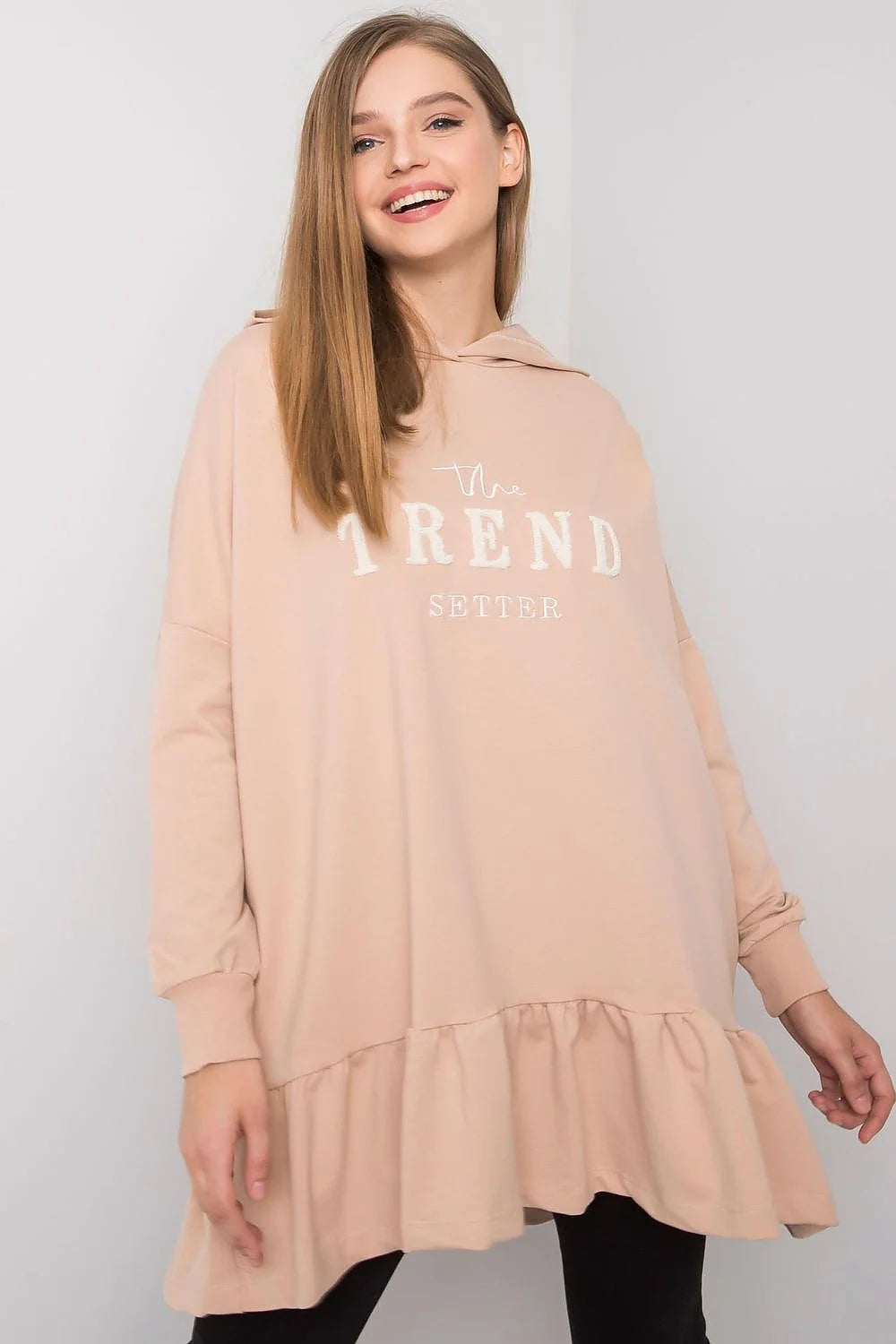 Sweat à capuche oversize coton blanc confortable tendance manches longues pour style décontracté féminin chic