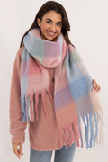 Écharpe femme en mélange laine mohair doux motif carreaux pastel rose bleu vert beige franges longues