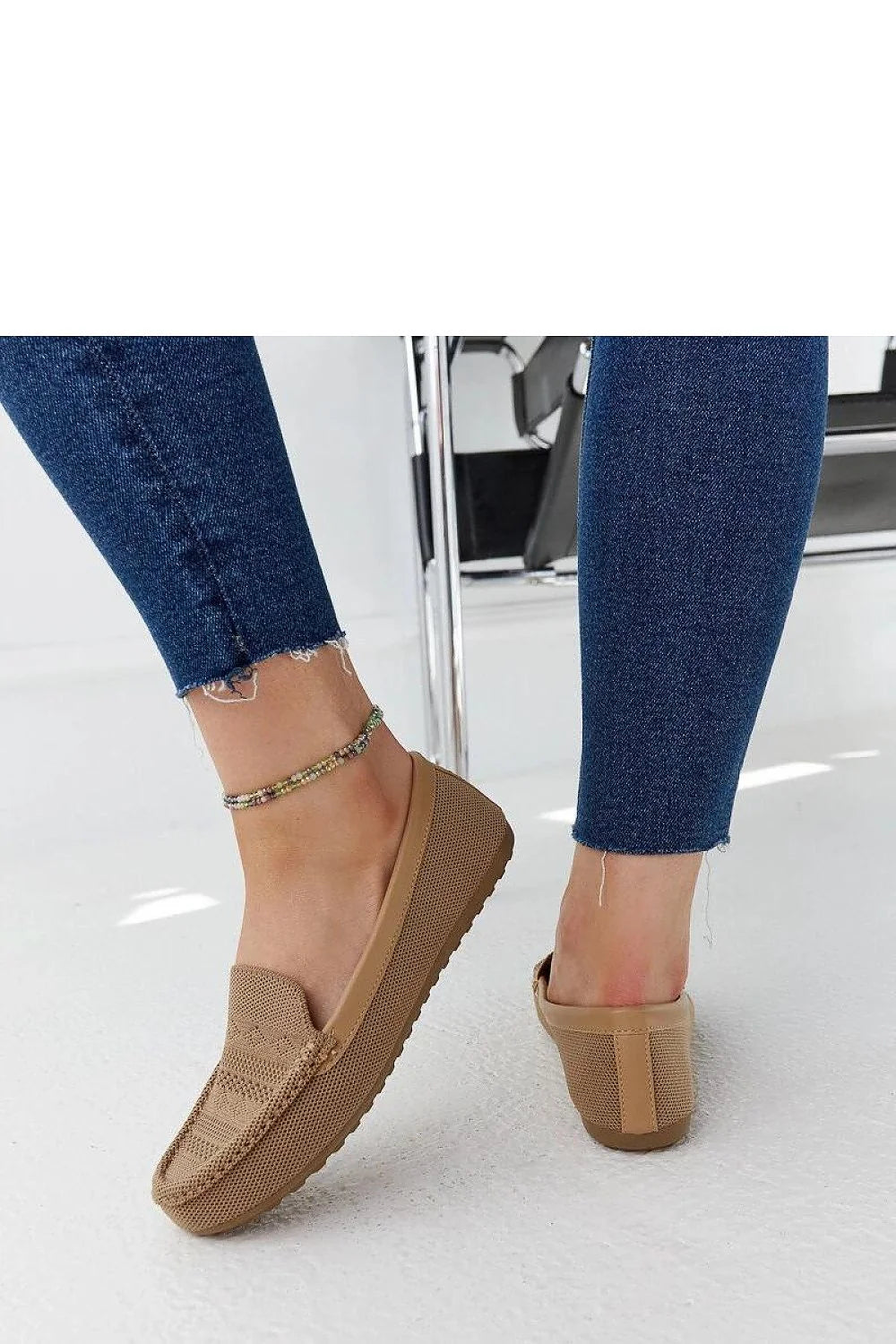 mocassins femme tissu beige Fiammetta classique bout arrondi confortable été maille respirante semelle souple flexible légère bride cheville perles multicolores