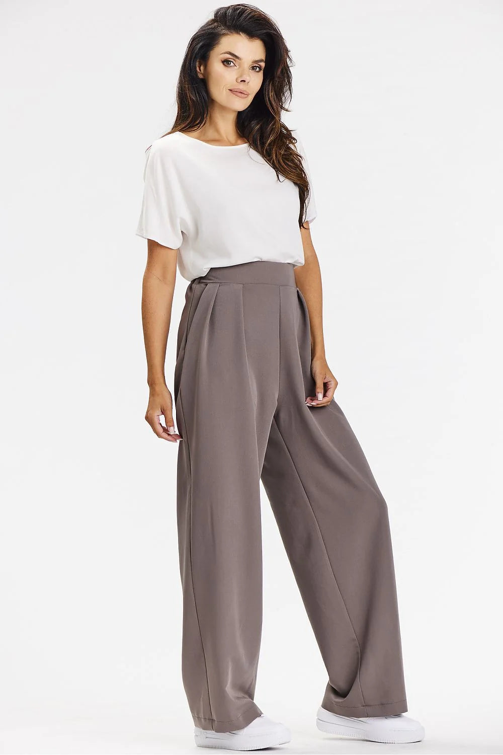 pantalon femme taupe large taille haute ceinture élastique viscose fluide crêpe plis avant poches latérales longue décontractée sophistiquée bureau