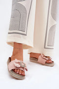 Sandales plateforme Step in Style style estival cuir suédé rose pâle détails ornementaux confortable été femme