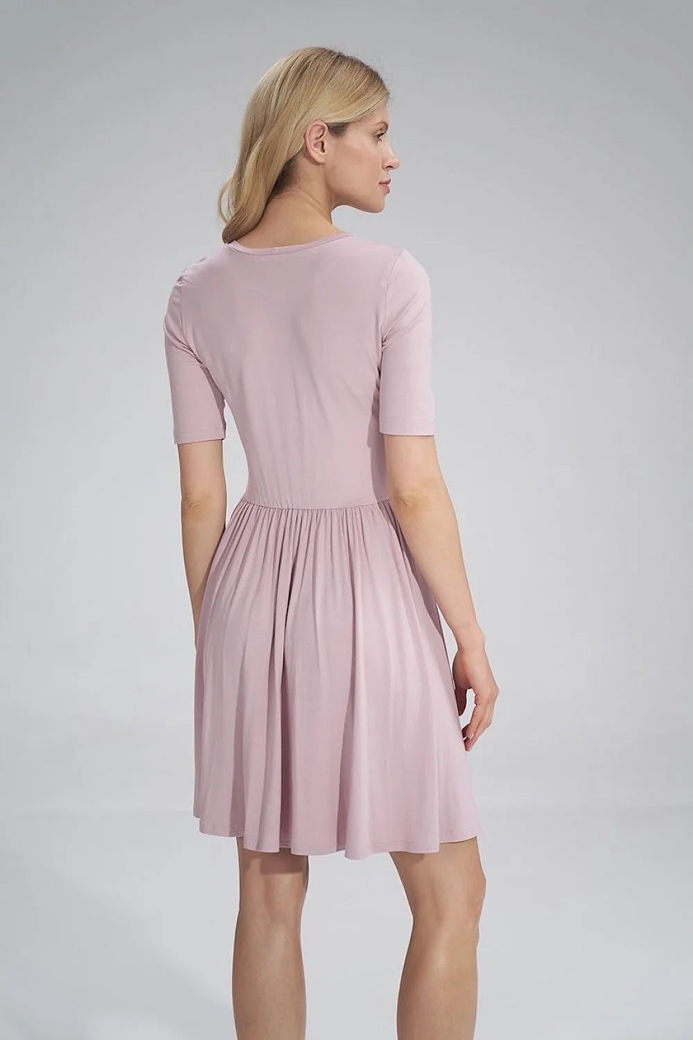 Robe élégante en viscose élasthanne rose coupe A-ligne manches courtes pour journées estivales féminines