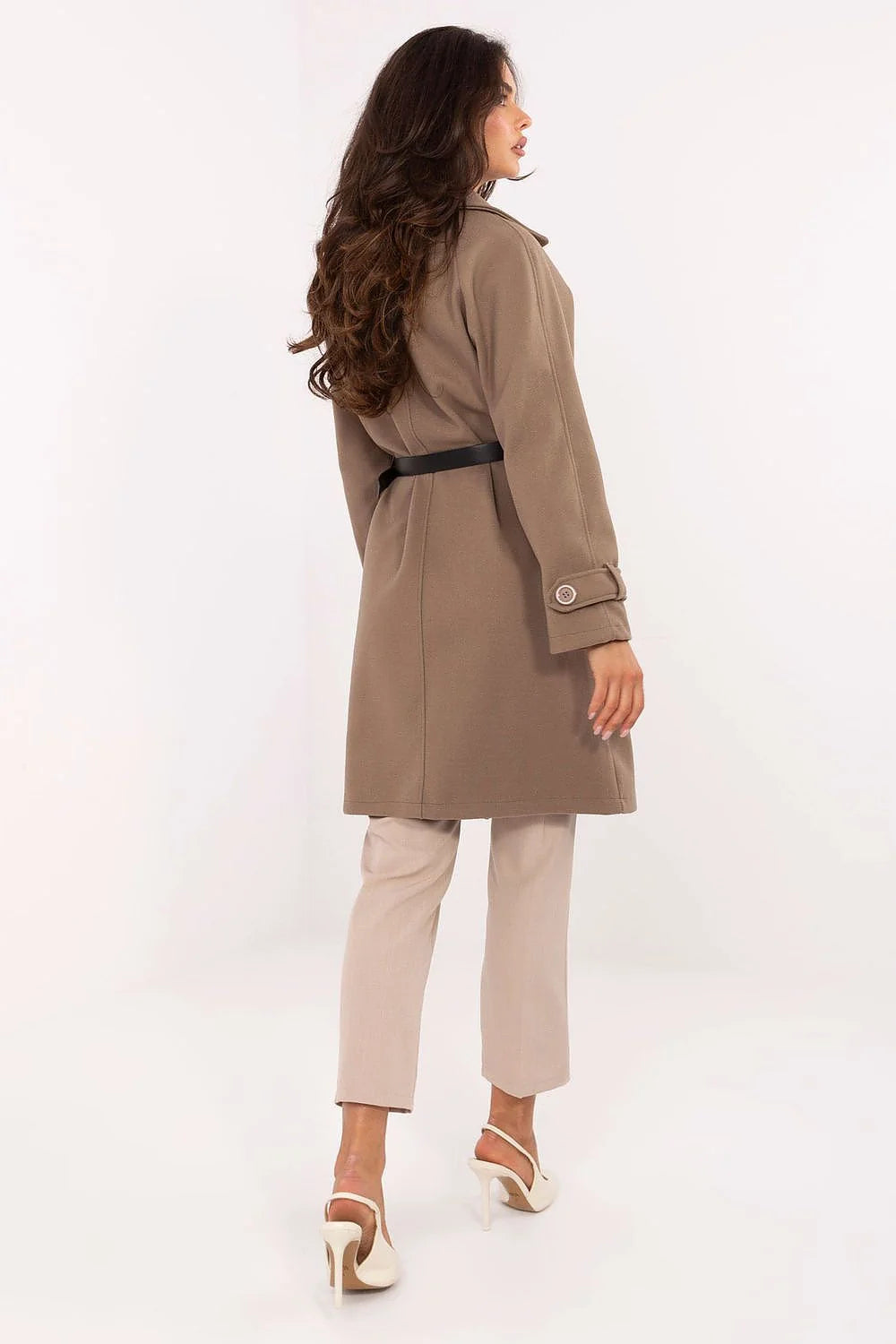 manteau femme long doubleboutonnage trench caban lainage taupe coupe droite cintrée mi cuisses col tailleur poches manches pattes ceinture dorée