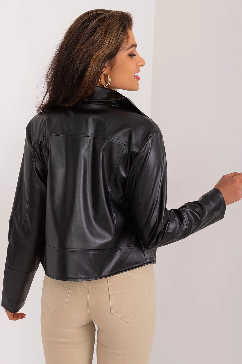 Veste en similicuir noir femme style motard coupe ajustée manches longues fermeture éclaire argentée