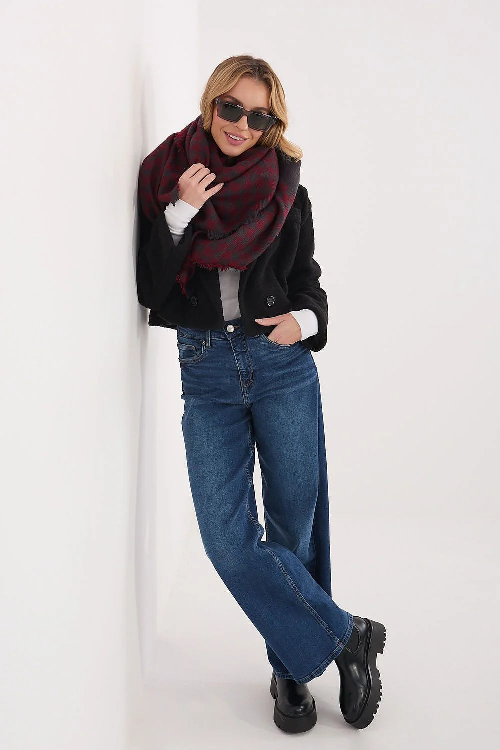 écharpe châle oversize carreaux bordeaux anthracite viscose laine maille brossée franges effilochées grand format chaude douce élégante polyvalente