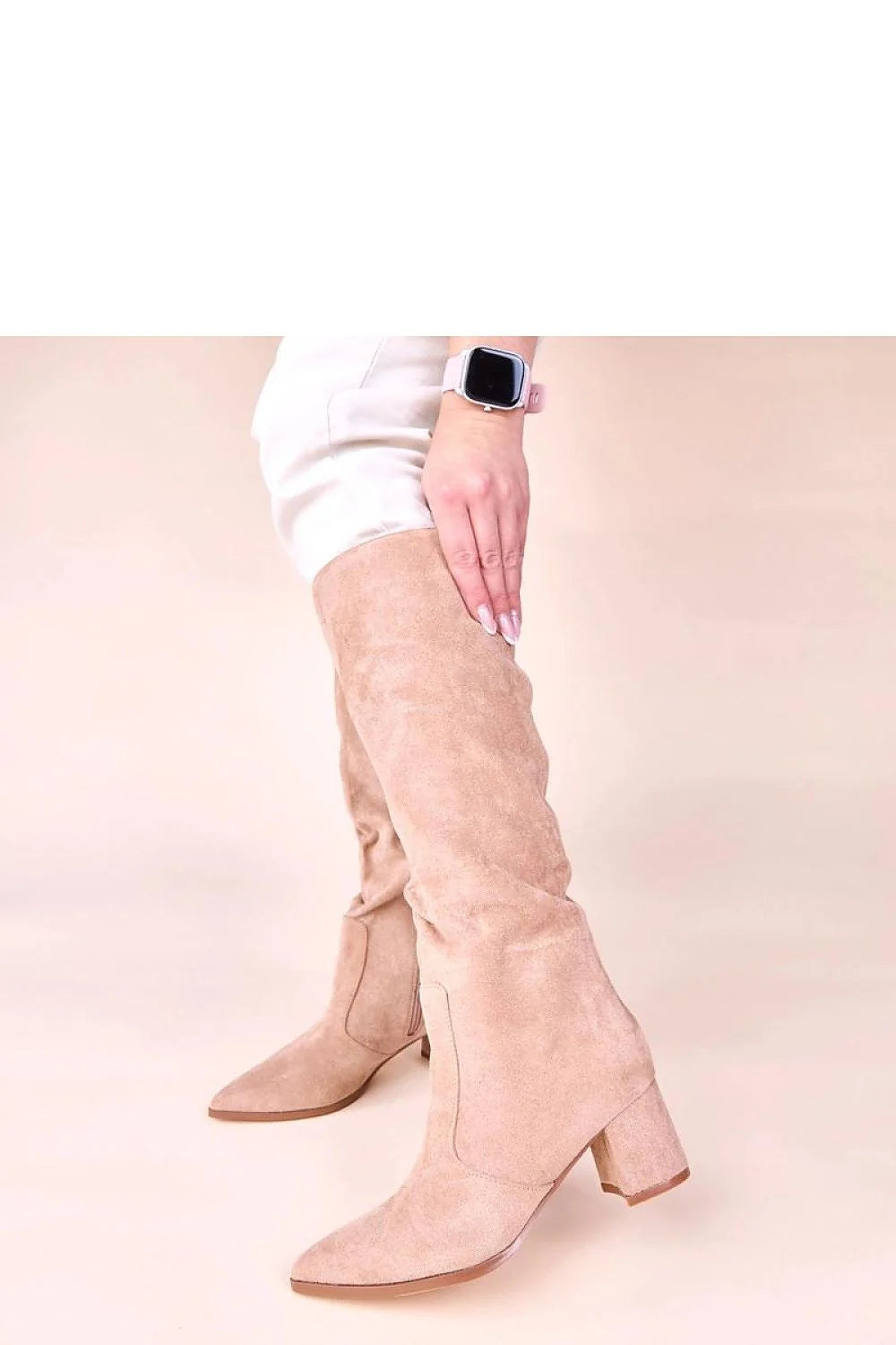 bottes hautes femme beige suédine talon bloc 6cm tige 38cm bout pointu froncée fermeture éclair intérieure confortable écoresponsable Gemre Shane