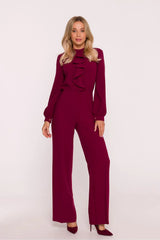 combinaison pantalon femme bordeaux taille haute ajustée jambes larges longiligne encolure montant volant frontal manches bouffantes poignets boutonnés dorés
