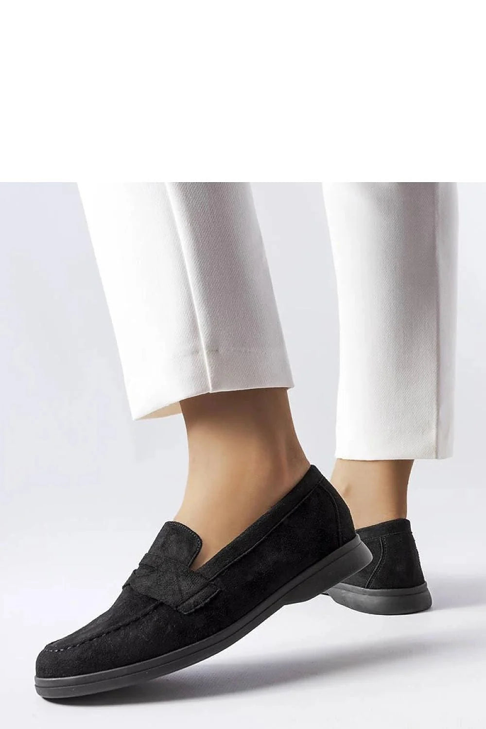 Mocassins femme en daim noir cuir pleine fleur design classique bandes horizontales coupe ajustée confort durable