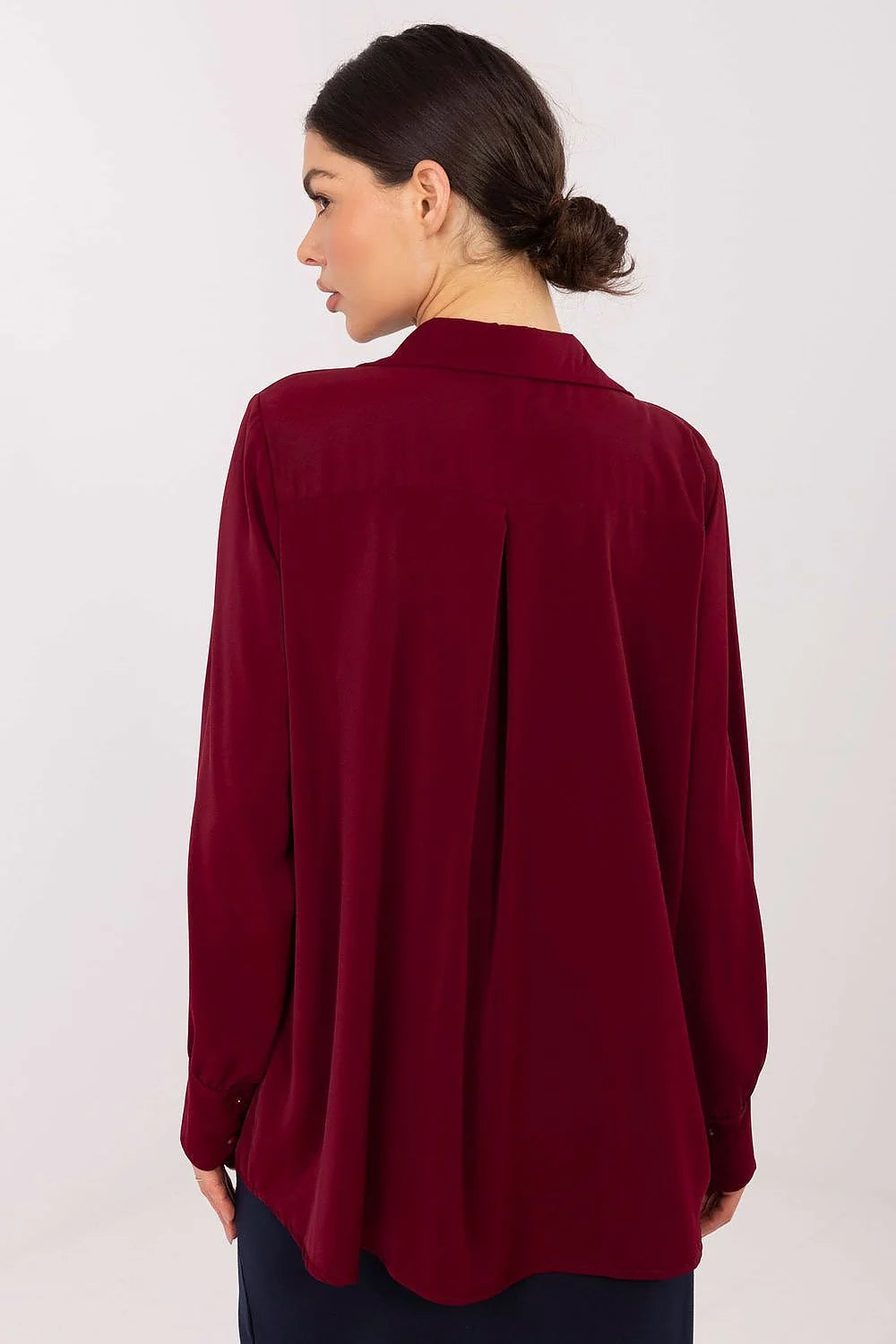 chemise femme manches longues bouffantes poignets col jabot boutons décoratifs polyester haute qualité légère confortable classique élégante