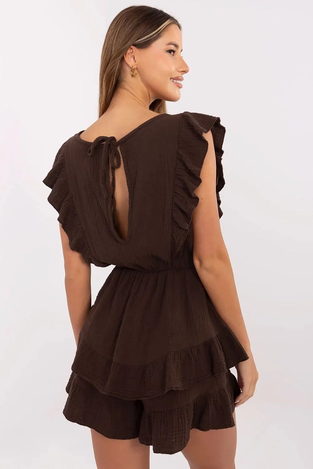 Combinaison Femme Italie Moda Tissu Léger Marron Chocolat Coupe Ajustée Volants Raffinés Manches Courtes Encolure Ronde Élastique Taille Confortable Occasions Estivales Casual-Chic