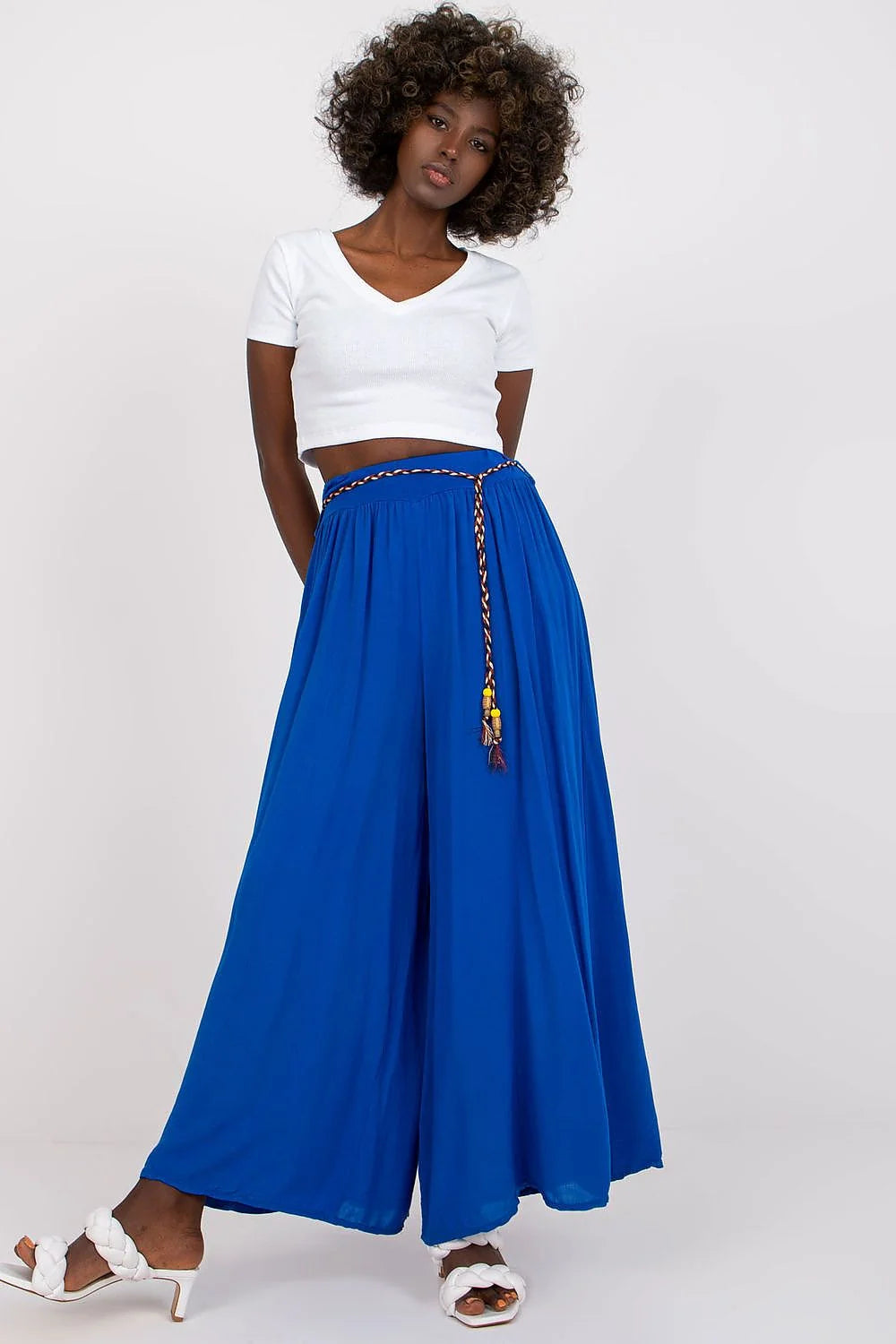 Ensemble féminin chic crop top et pantalon large femme noir ajusté confort matières douces
