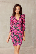Robe de jour élégante à motif floral audacieux manches trois-quarts épaules froncées col en V ajusté femme