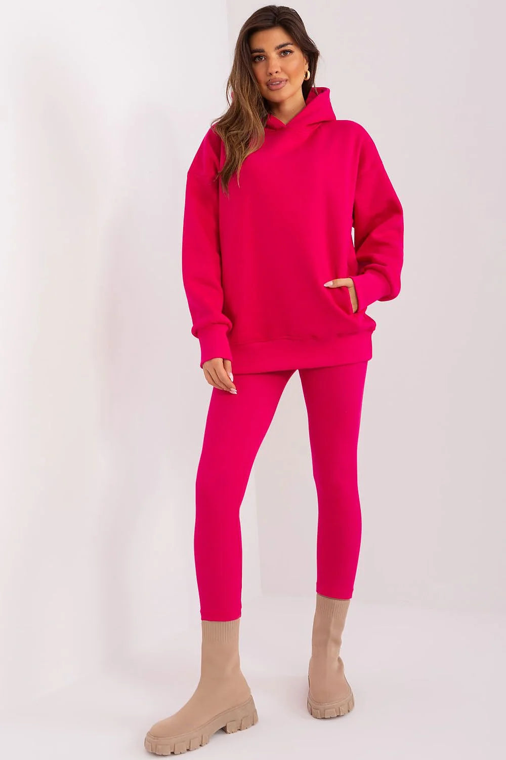 Ensemble coordonné femme sweatshirt capuche legging rose vif moderne confort coupe ample liberté mouvement