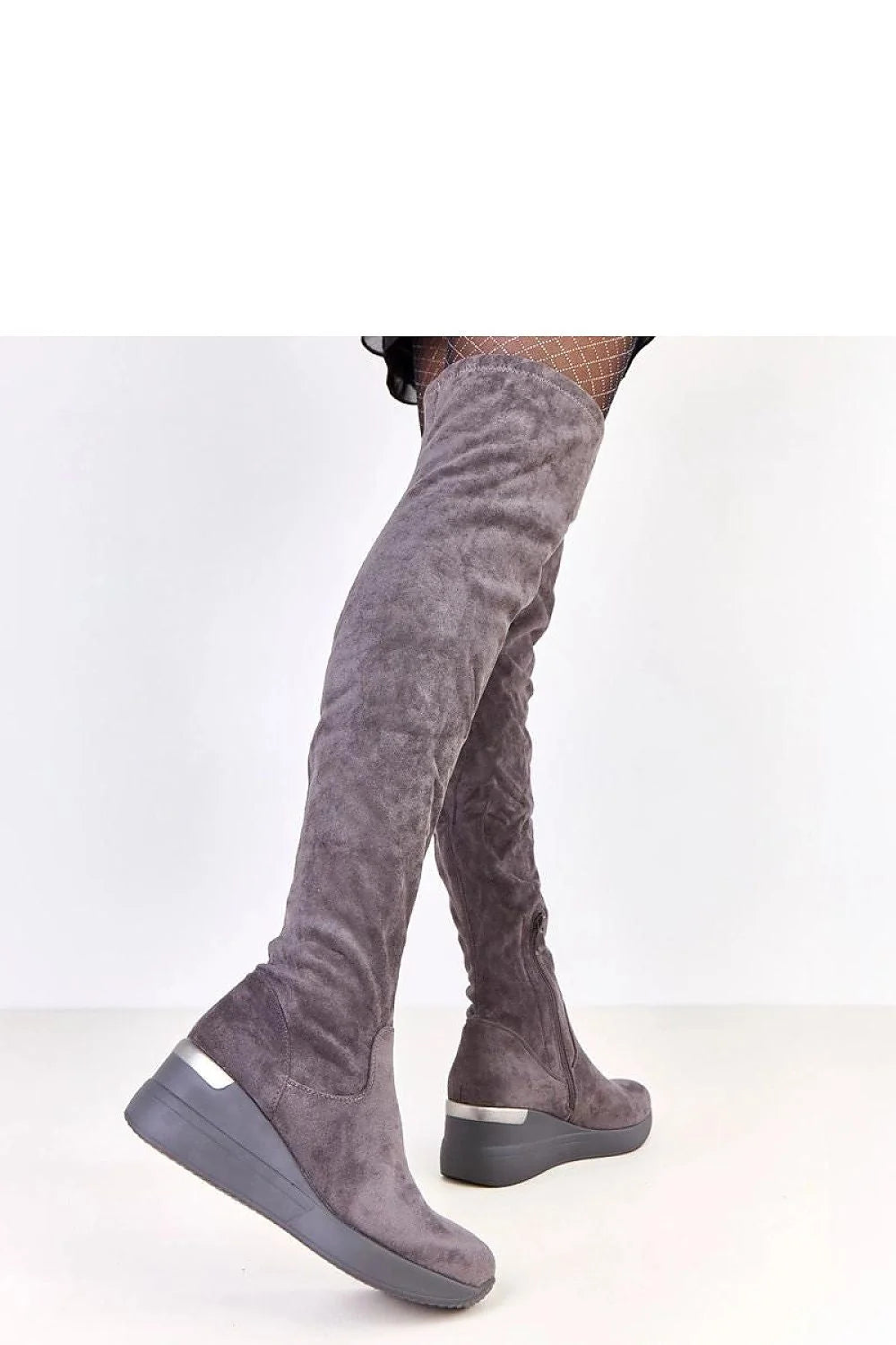 cuissardes anthracite suede lisse douce tigehaute talon compense insertmetal boutarrondi fermetureinterieure fourrure synthetique semellecaoutchouc sensuel polyvalent automne hiver chic femme