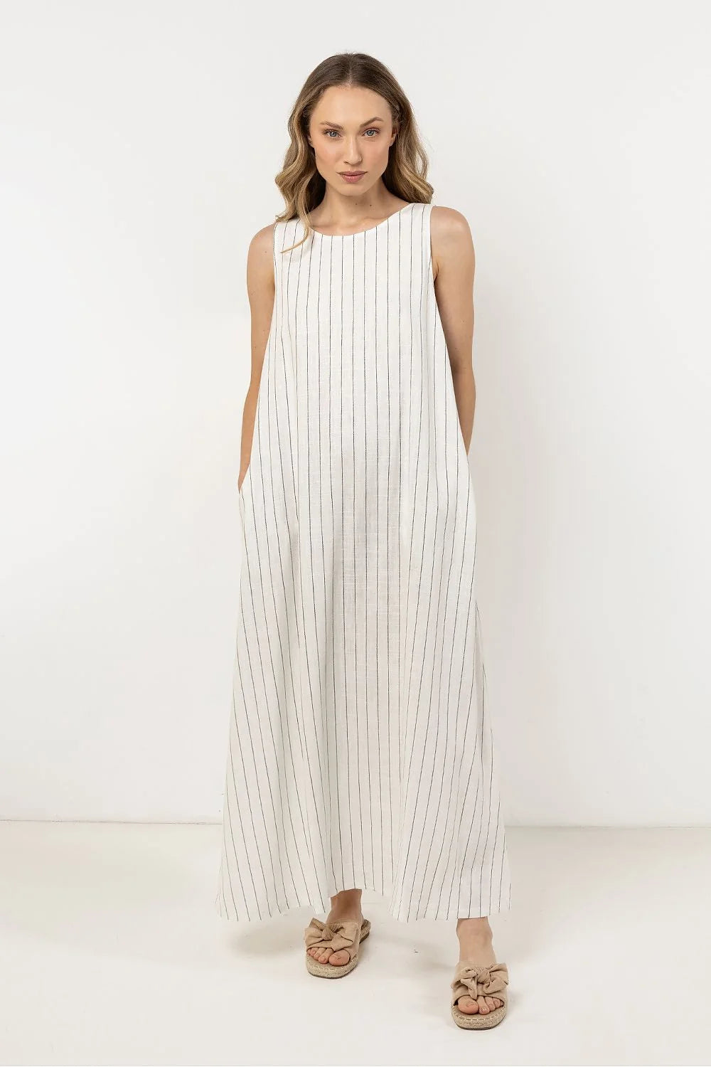 robe longue été sans manches maxi lin viscose coton respirant ample trapeze fluide fines rayures verticales blanc noir