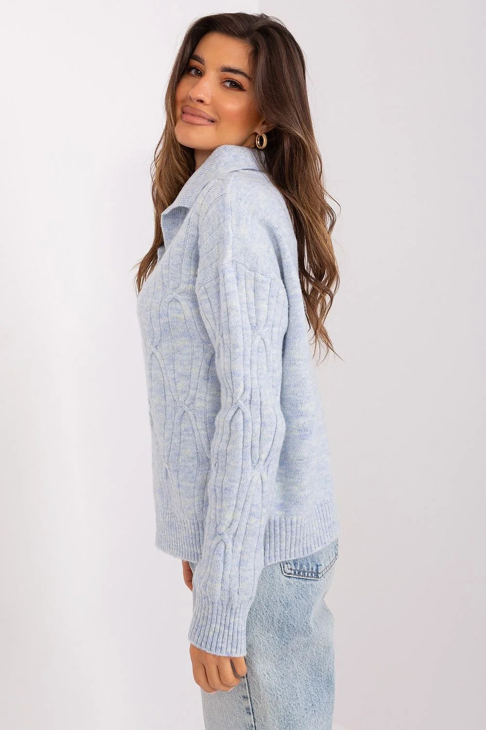 pull femme torsadé bleu pastel col plongeant manches longues coupe ample maille acrylique douce côtelée ourlet poignets hanches