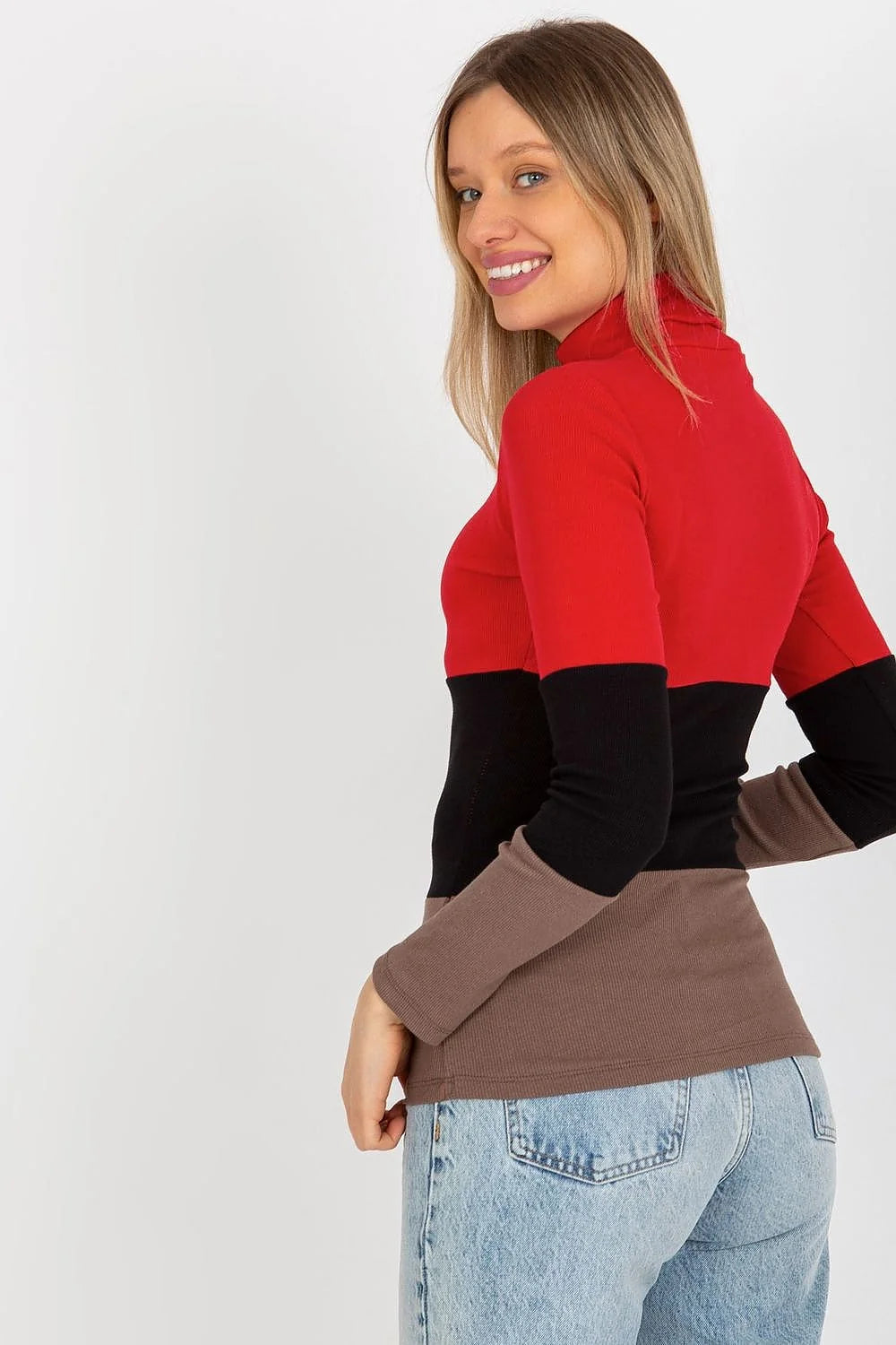 Pull col roulé multicolore maille côtelée coton élasthanne bleu rose vert ajusté manches longues ourlets nets design moderne