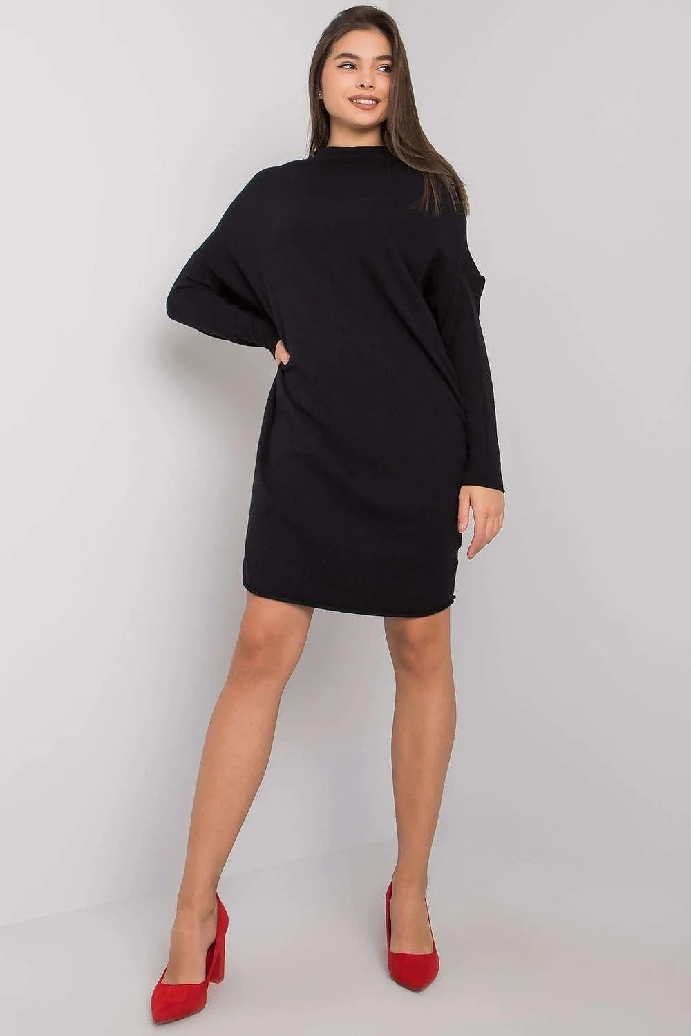Robe élégante Och Bella noire en jersey manches longues col montant pour occasions multiples femme
