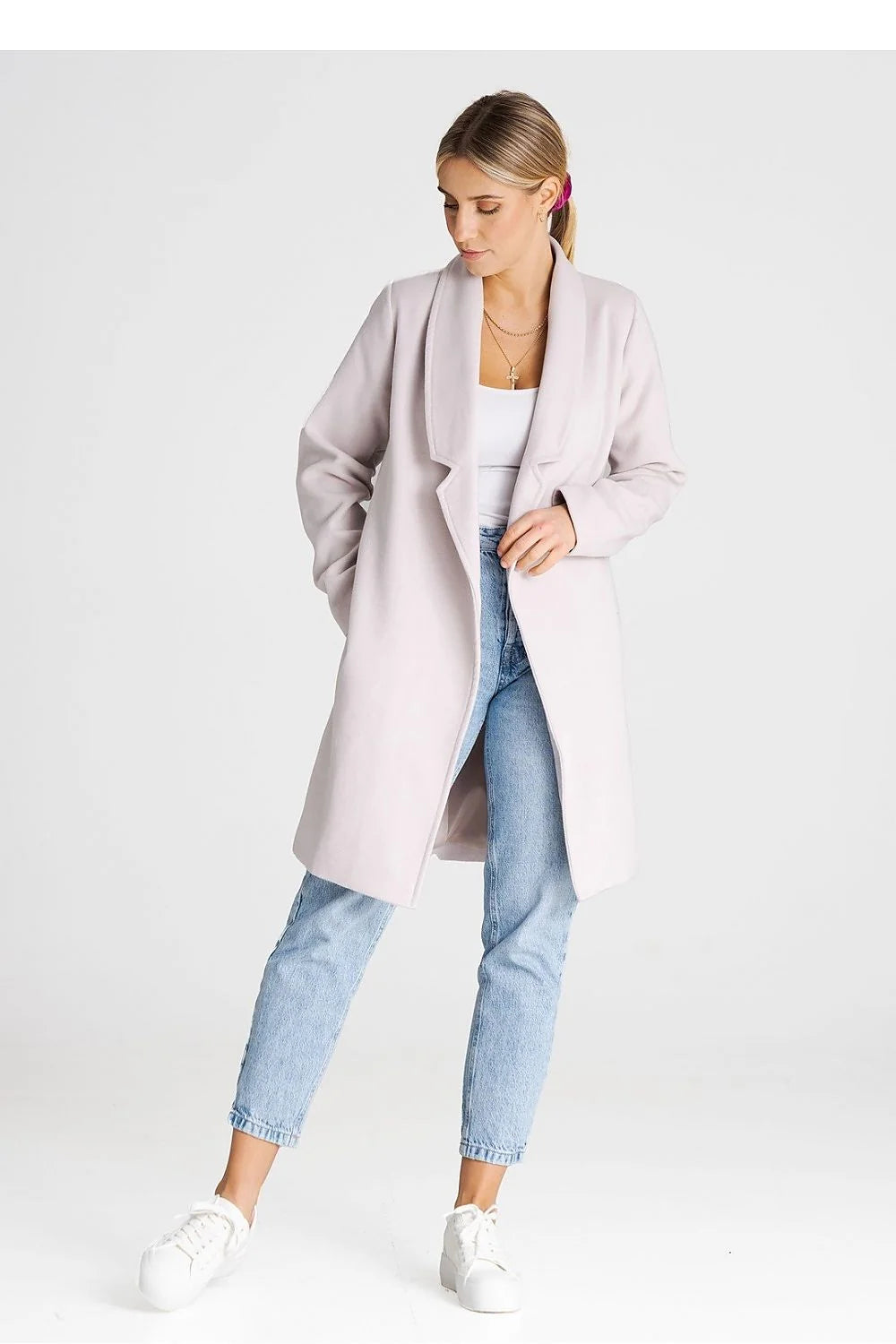 Manteau moderne pour femme en polyester et viscose, style minimaliste, col châle, port sans ceinture ou avec, tailles XS à L, couleur lilas pâle, manches longues, poches latérales discrètes, finitions de qualité