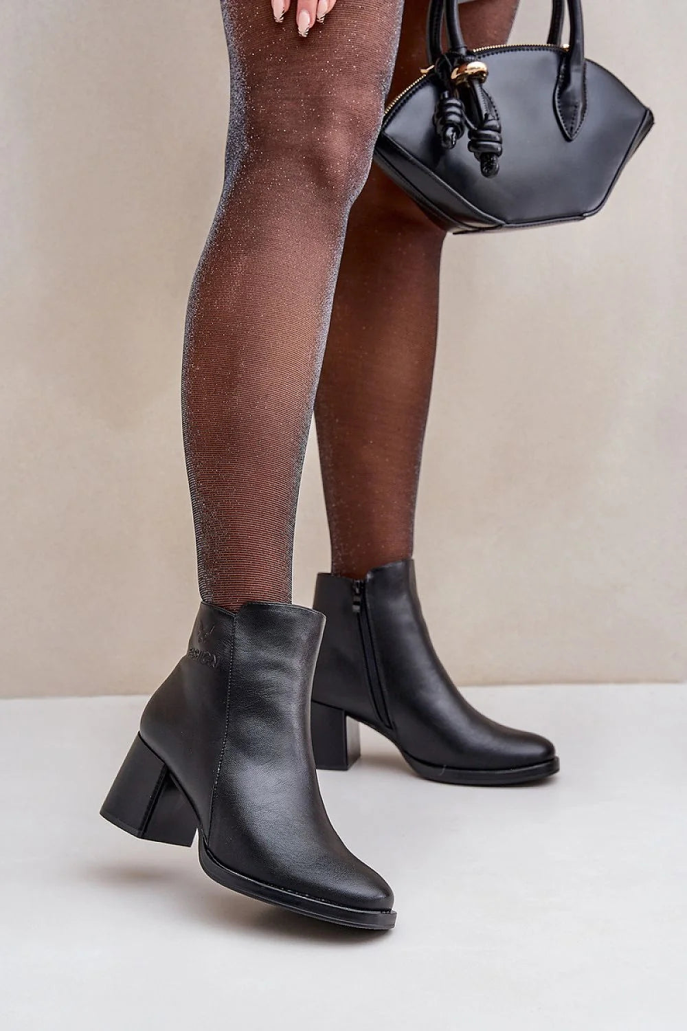 Bottes talons carrés cuir artificiel noir style moderne élégant femmes confortables occasion quotidienne soirée