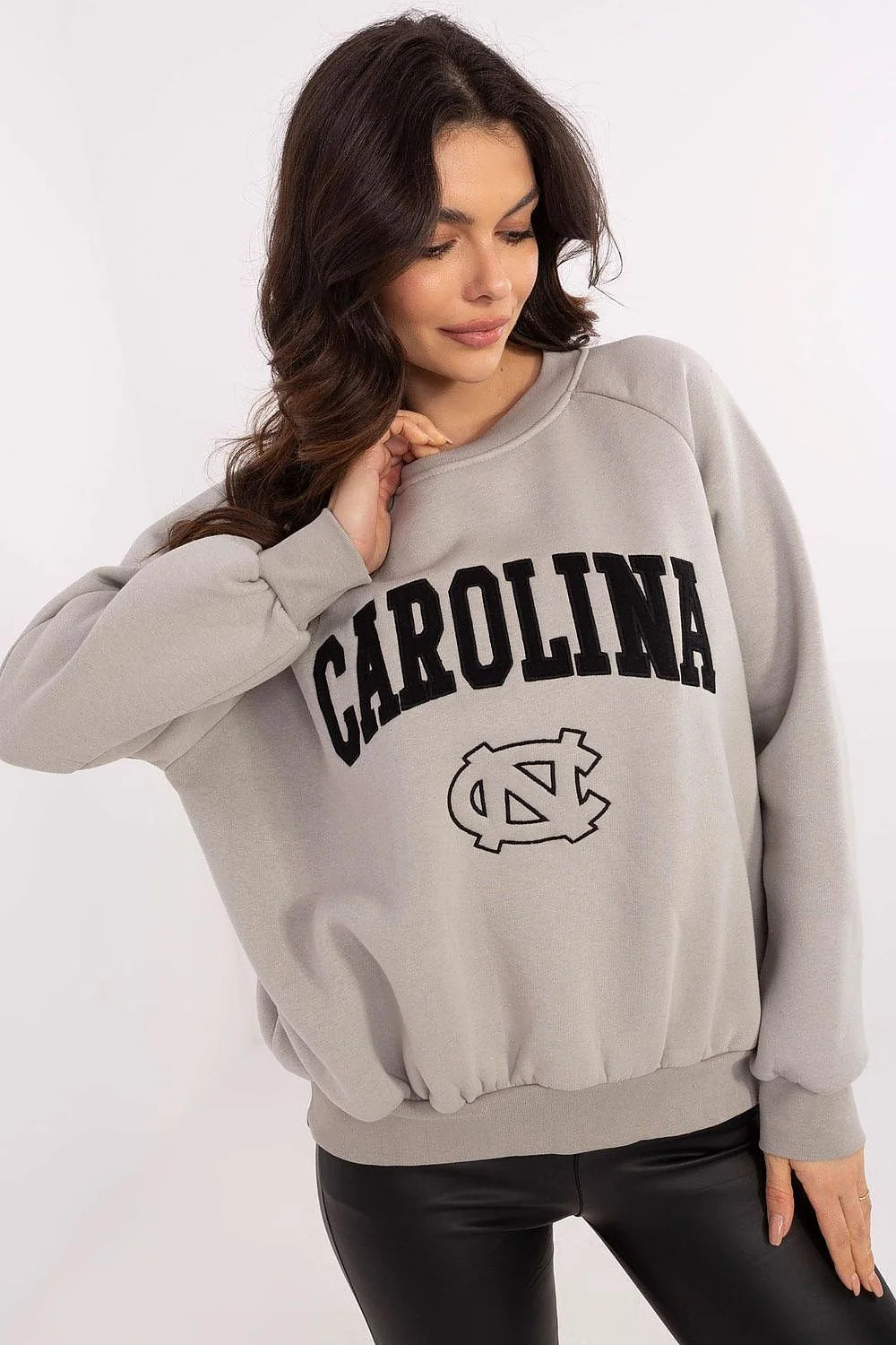 Sweatshirt femme design décontracté coupe ample manches longues col rond coton polyester Carolina logo université casual sport
