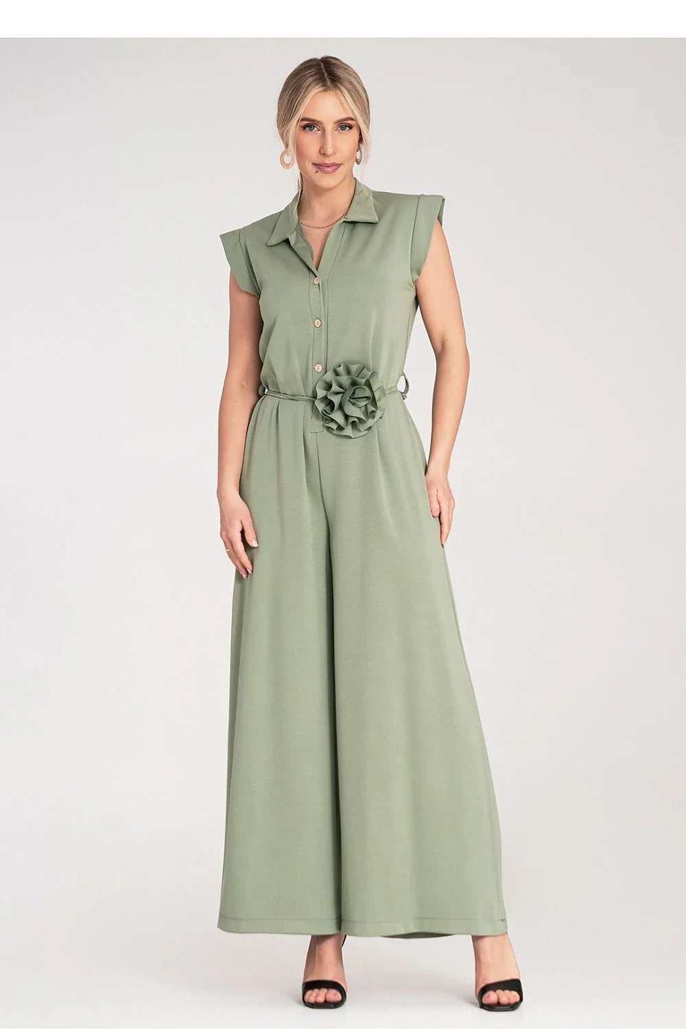 Combinaison pour femme élégante vert kaki matière fluide ceinture fleur boutons détails soignés style moderne coupe ample