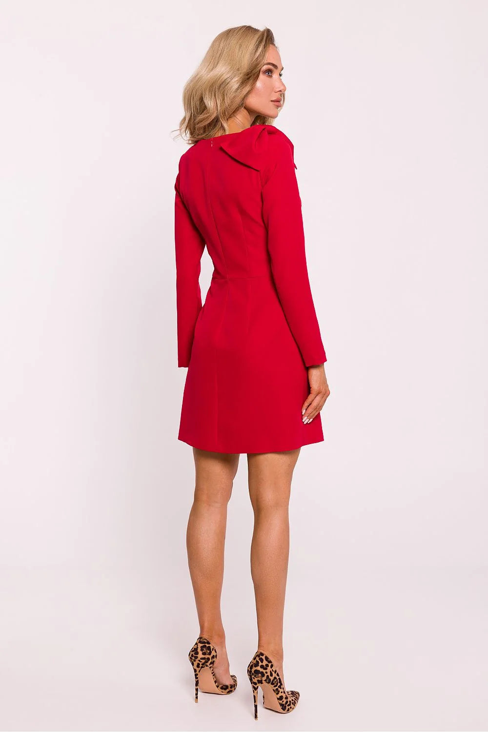 Robe de jour élégante mini manches longues fente épaule rouge vif femme occasion spéciale